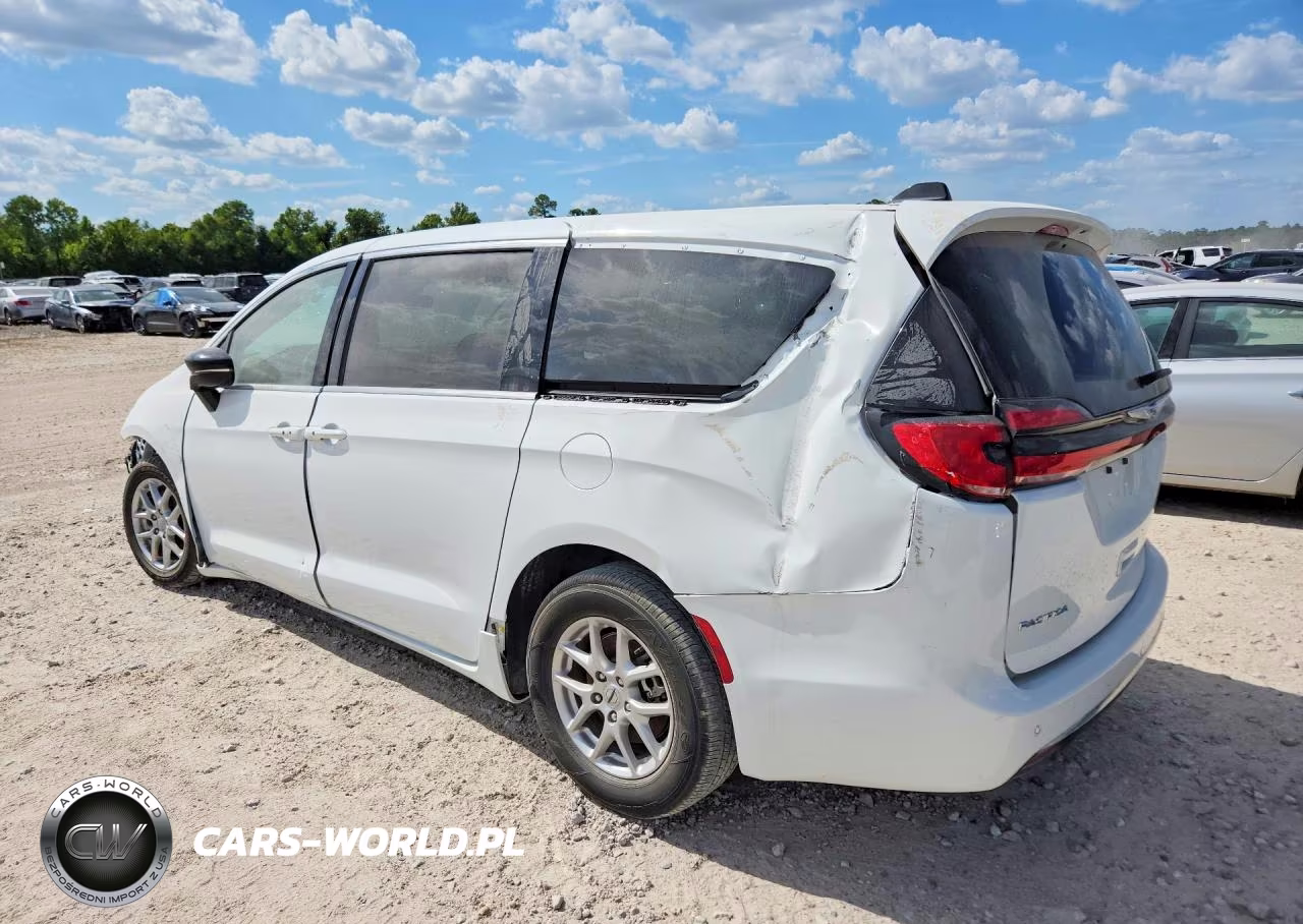 2024 Chrysler Pacifica Touring L VIN:2C4RC1BG1RR125218 - 2