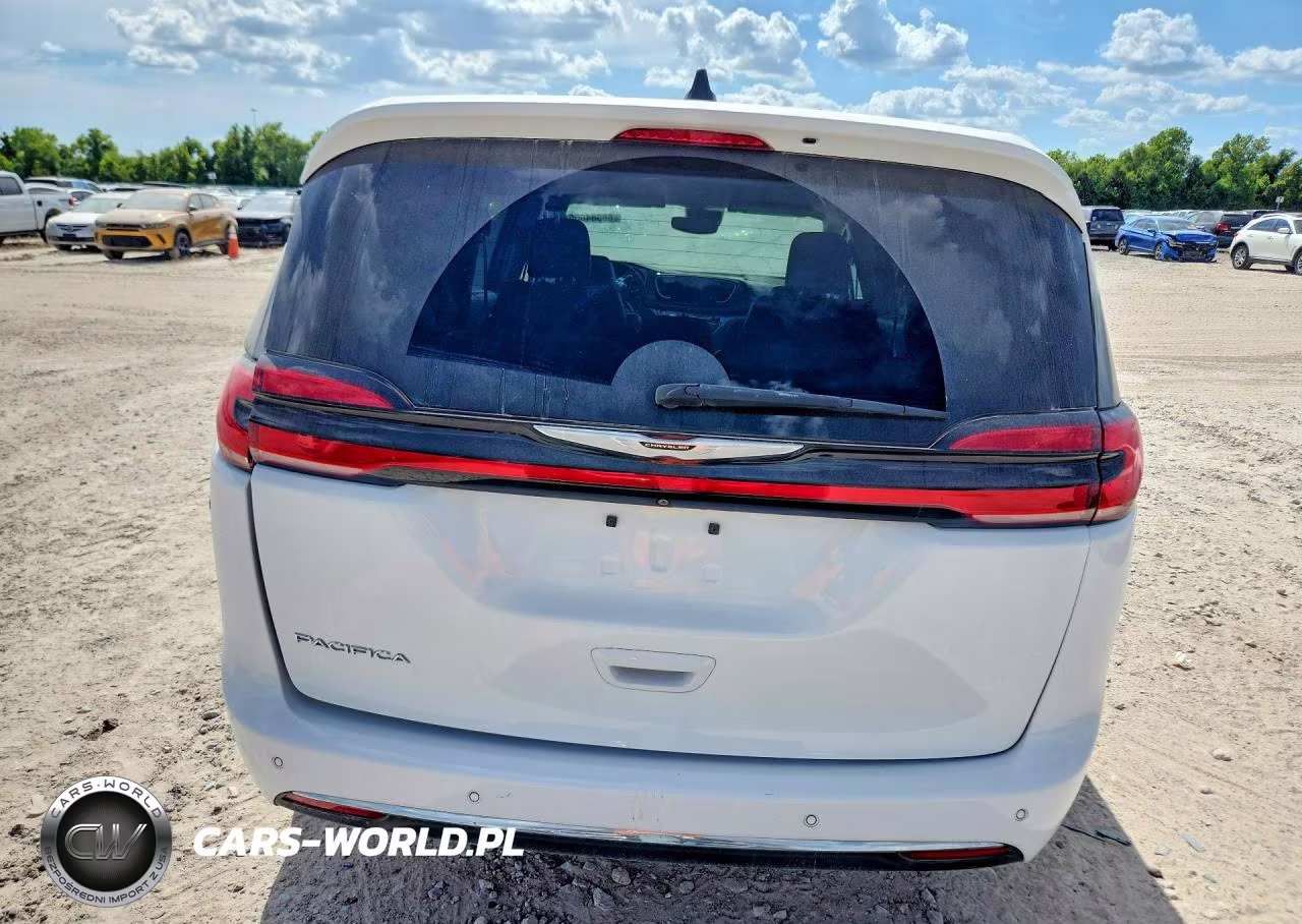 2024 Chrysler Pacifica Touring L VIN:2C4RC1BG1RR125218 - 6