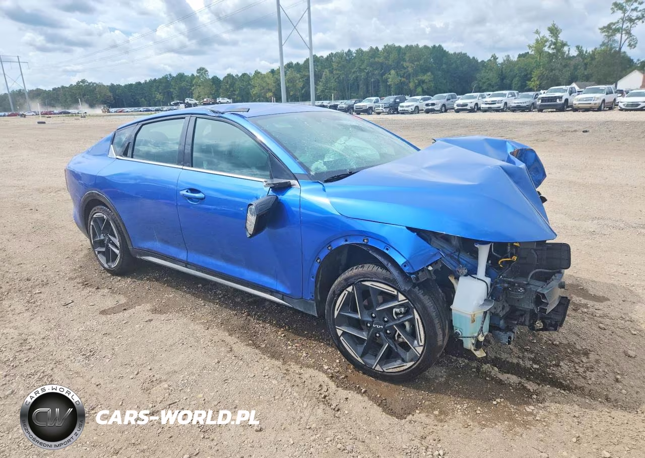 2025 Kia K4 Gt Line VIN:3KPFW4DE8SE245886 - 4