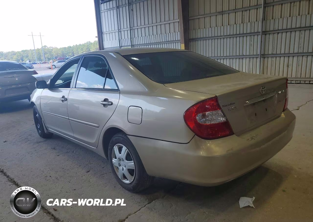 2002 Toyota Camry Le VIN:4T1BE32K22U032384 - 2