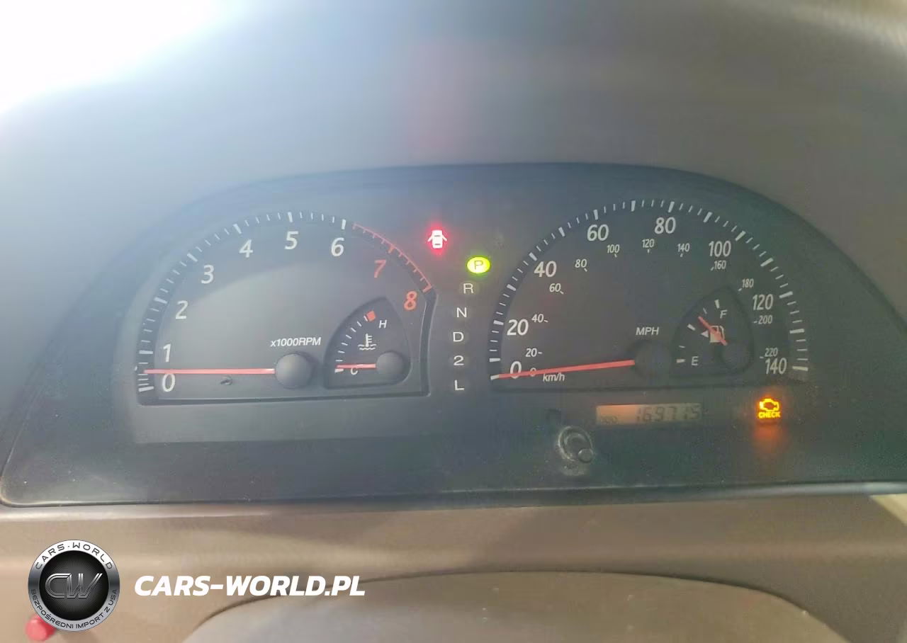 2002 Toyota Camry Le VIN:4T1BE32K22U032384 - 9