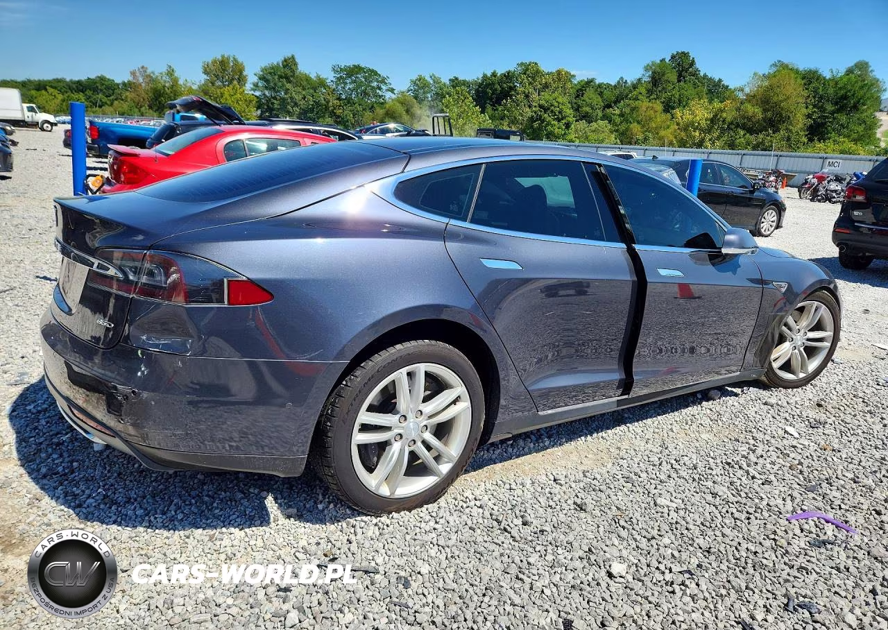 2015 Tesla Model S 85D VIN:5YJSA1H29FF096447 - 3