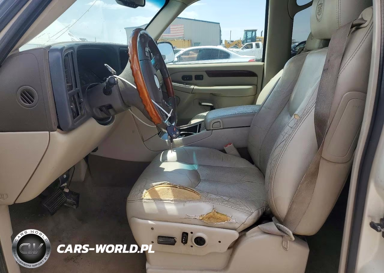 2004 Cadillac Escalade Luxury VIN:1GYEK63N54R102674 - 7