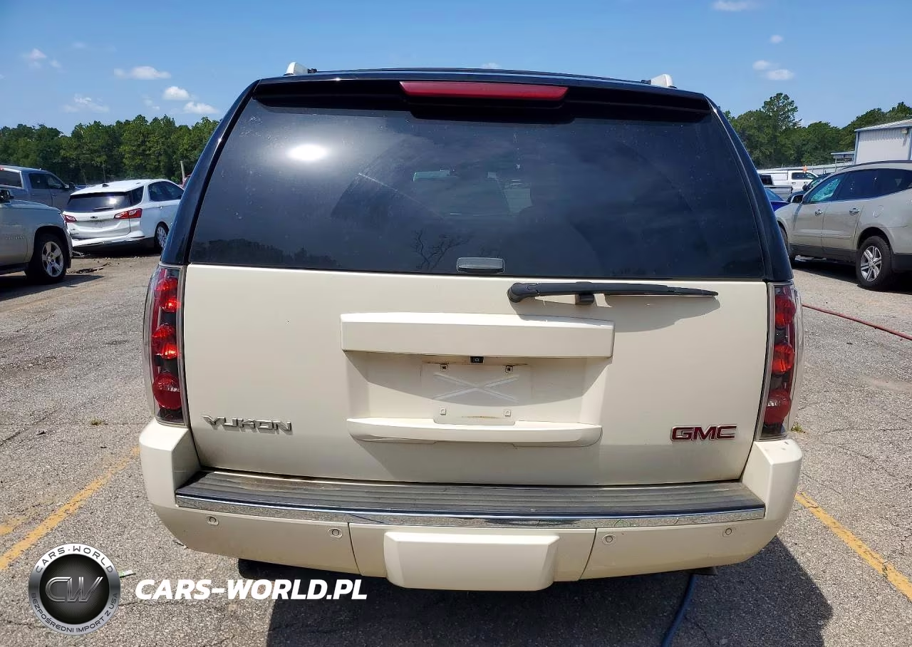 2014 GMC Yukon Denali VIN:1GKS2EEF8ER101324 - 6