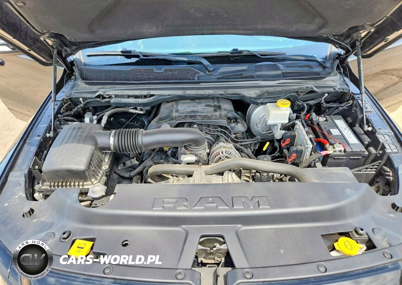 2020 Ram 1500 Laramie VIN:1C6SRFJT9LN178532 - 11