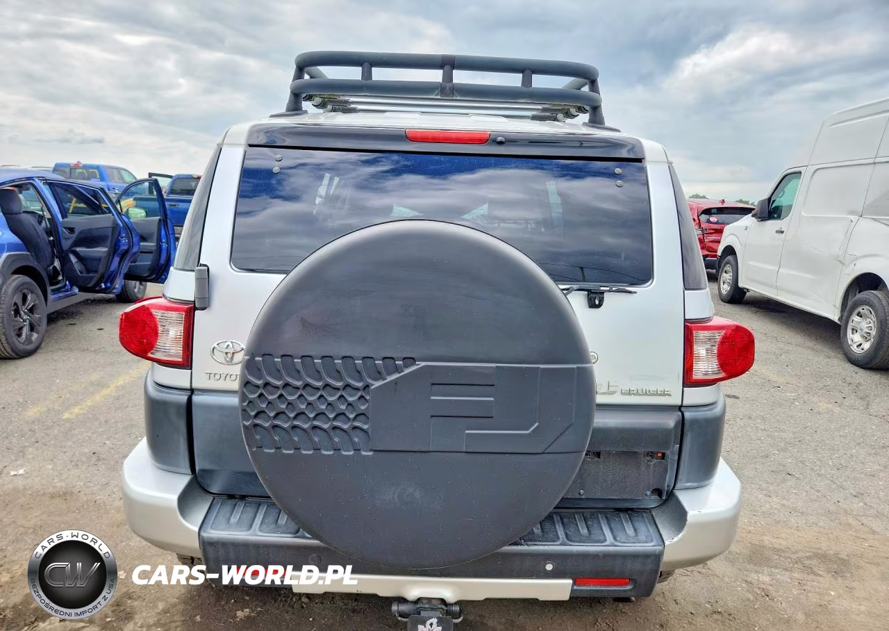 2007 Toyota Fj Cruiser Base VIN:JTEBU11F670073045 - 6