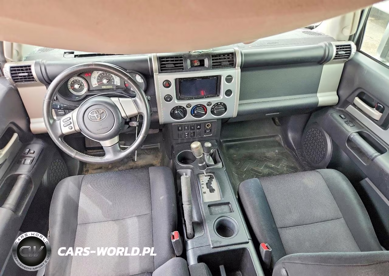 2007 Toyota Fj Cruiser Base VIN:JTEBU11F670073045 - 8