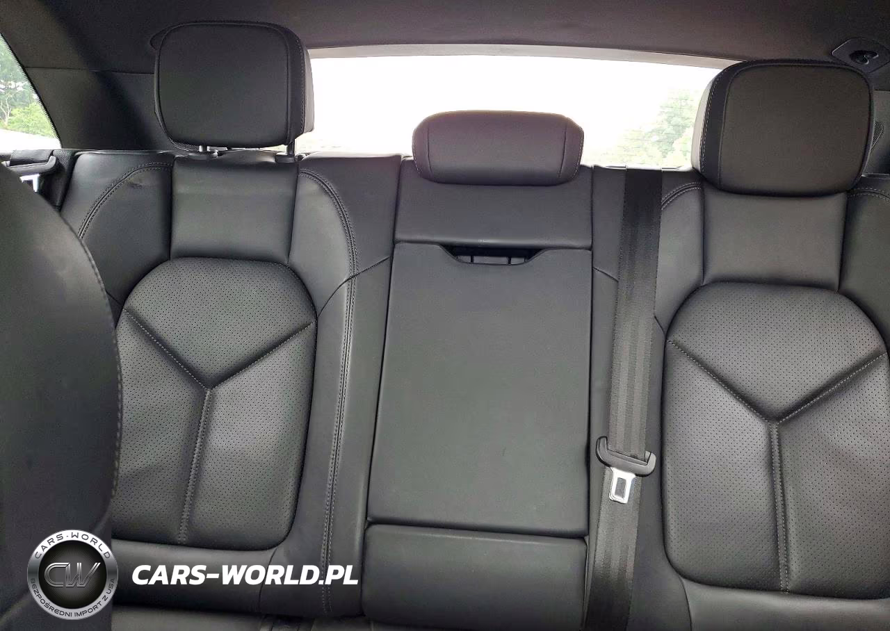 2015 Porsche Macan S VIN:WP1AB2A52FLB57801 - 10