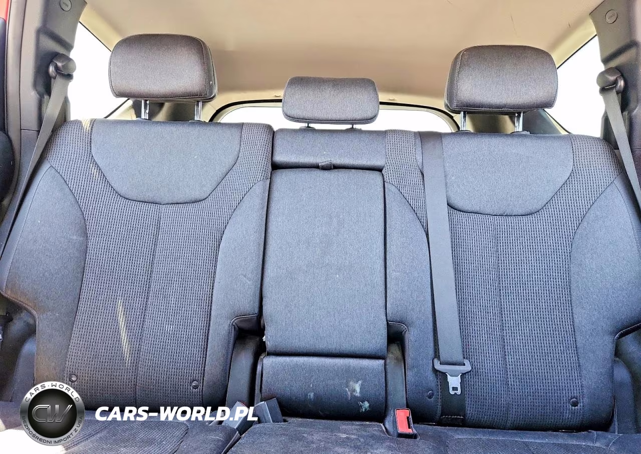 2019 Hyundai Santa Fe Se VIN:5NMS23AD1KH011873 - 10