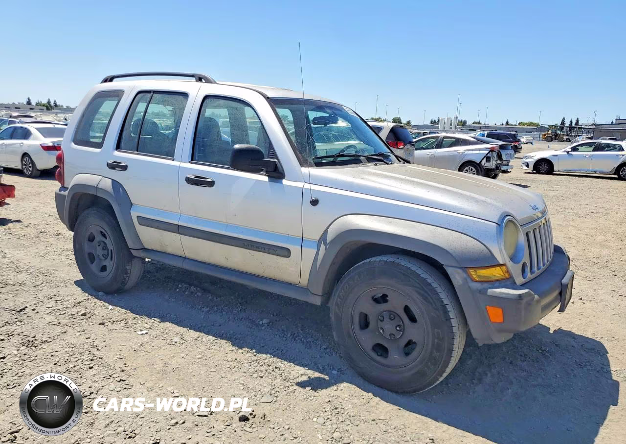 2007 Jeep Liberty Sport VIN:1J4GK48K87W621686 - 4