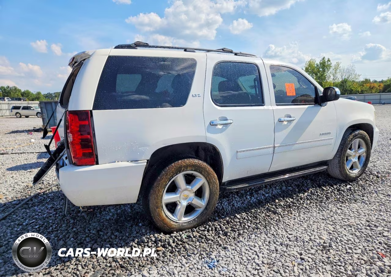 2010 Chevrolet Tahoe C1500 Ltz VIN:1GNUCCE01AR105430 - 3