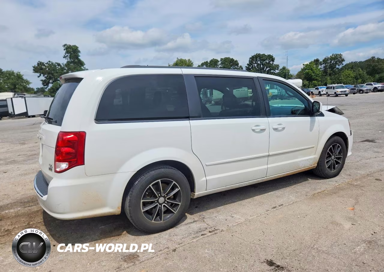 2016 Dodge Grand Caravan R-T VIN:2C4RDGEG4GR353237 - 3