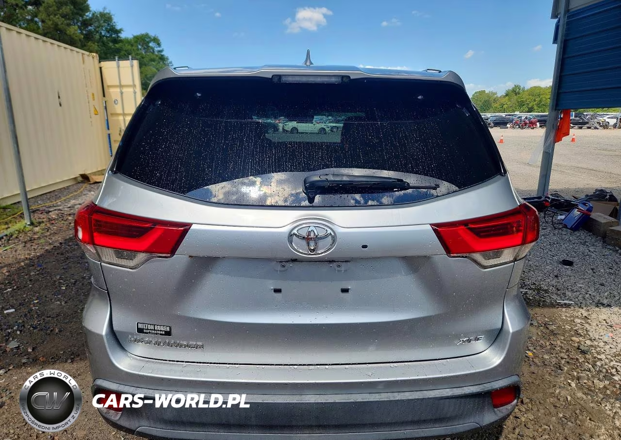 2018 Toyota Highlander Xle VIN:5TDKZRFH3JS548119 - 6