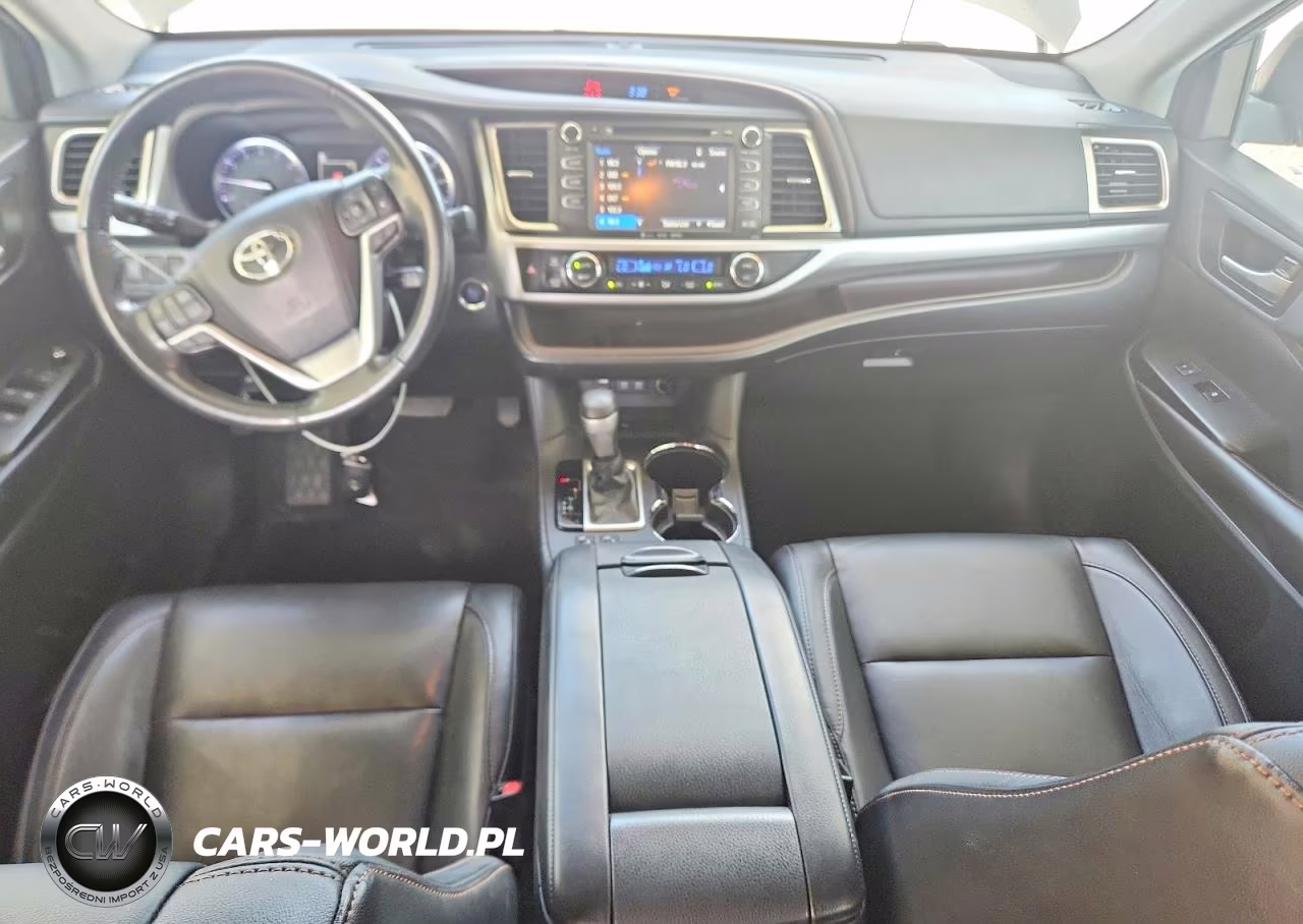 2018 Toyota Highlander Xle VIN:5TDKZRFH3JS548119 - 8