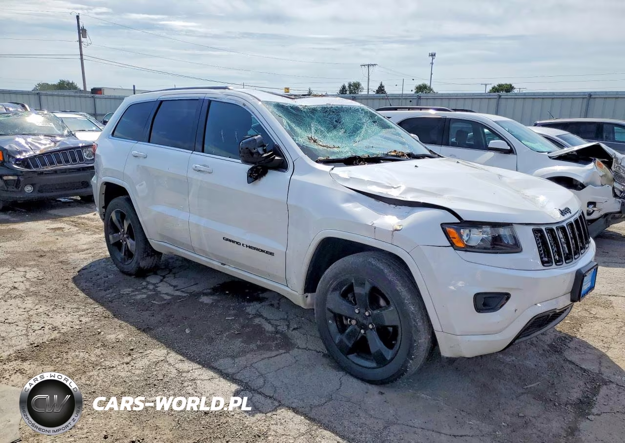2015 Jeep Grand Cherokee Laredo VIN:1C4RJFAG6FC182121 - 4