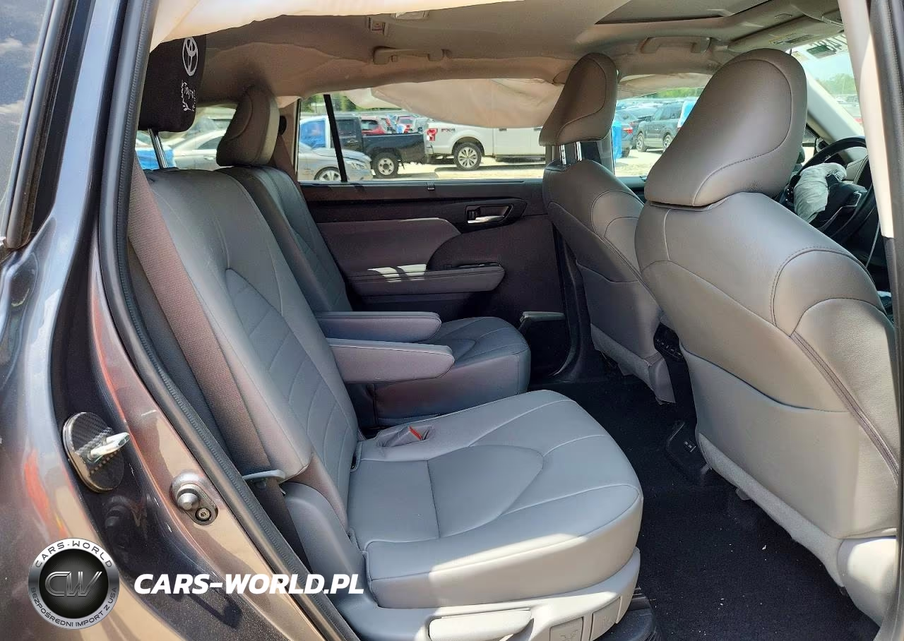 2023 Toyota Highlander Hybrid Xle VIN:5TDKARAH2PS520495 - 11