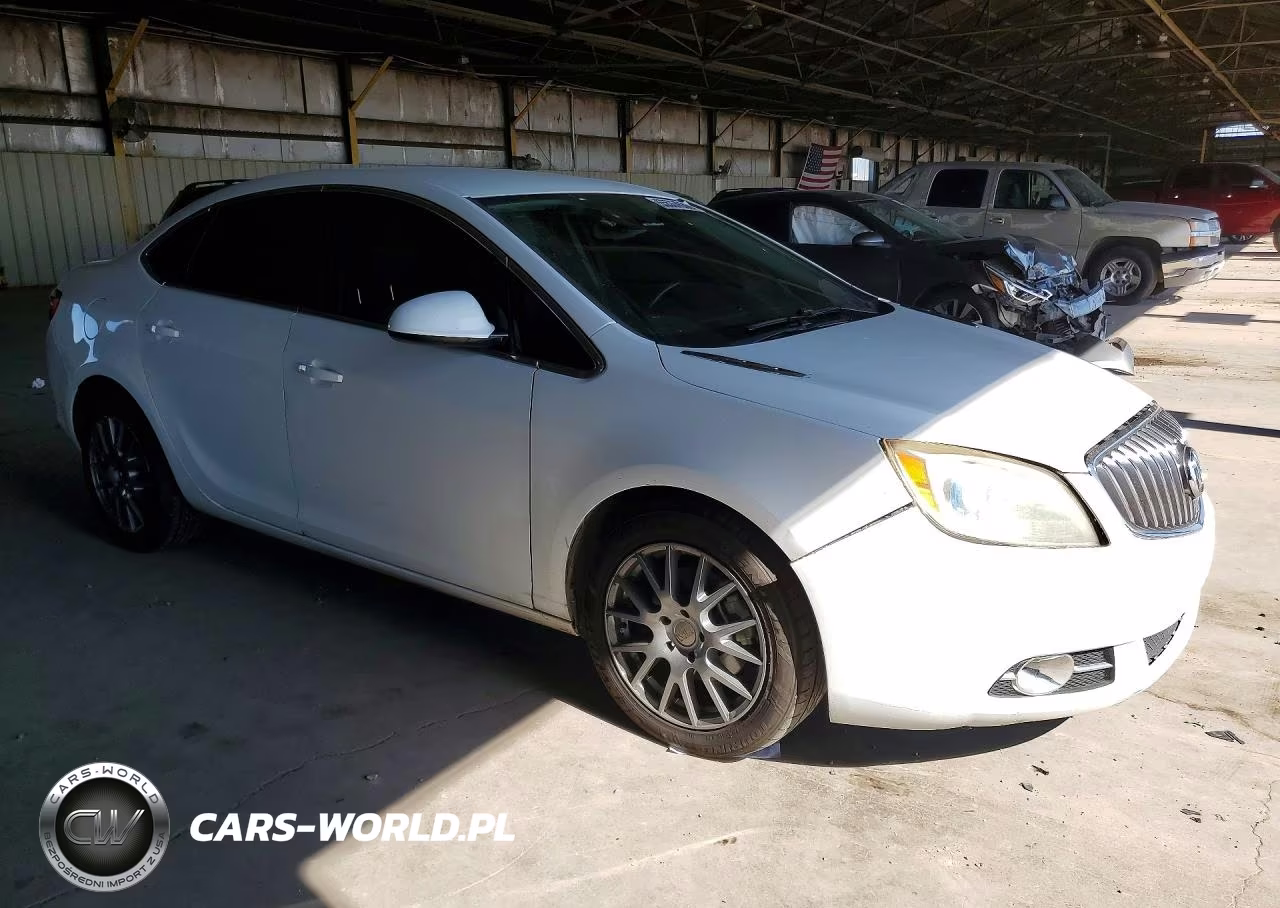 2017 Buick Verano Sport Touring VIN:1G4PR5SK8H4122007 - 4