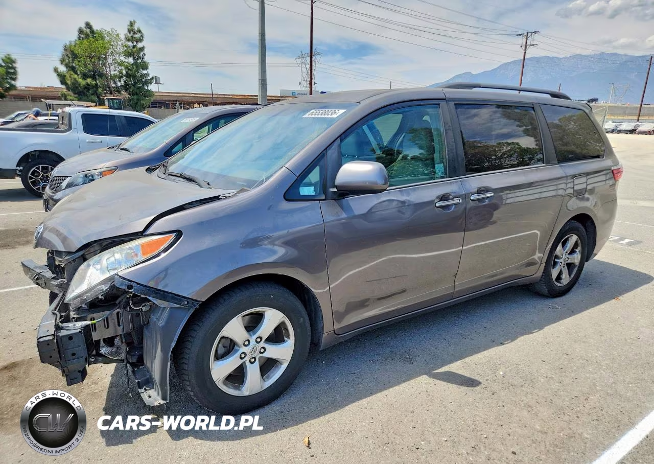 2017 Toyota Sienna Xle 8-Passenger