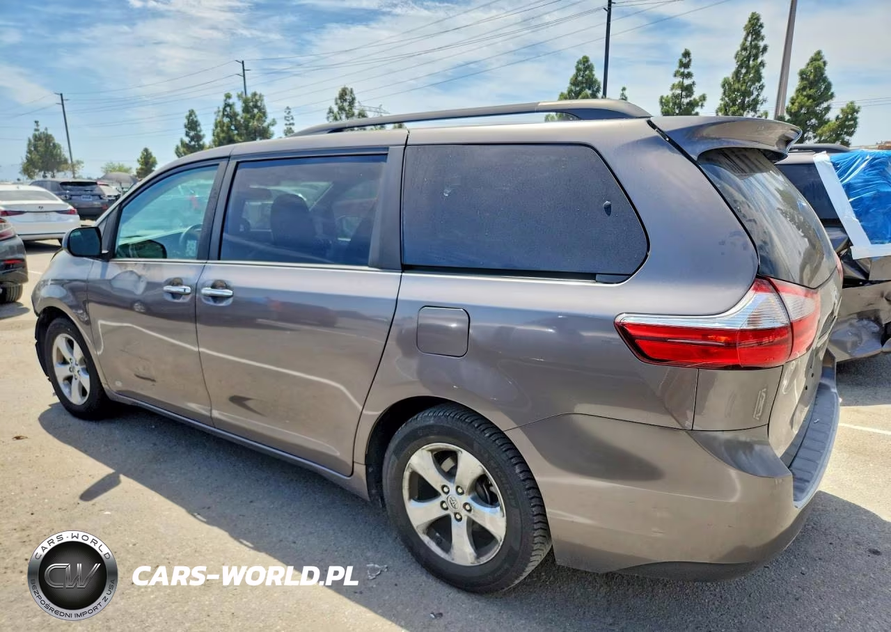 2017 Toyota Sienna Xle 8-Passenger VIN:5TDYZ3DC4HS794850 - 2
