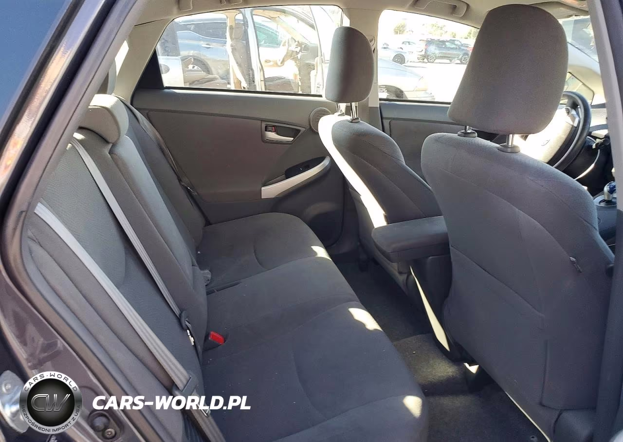 2011 Toyota Prius Three VIN:JTDKN3DU7B5358050 - 10