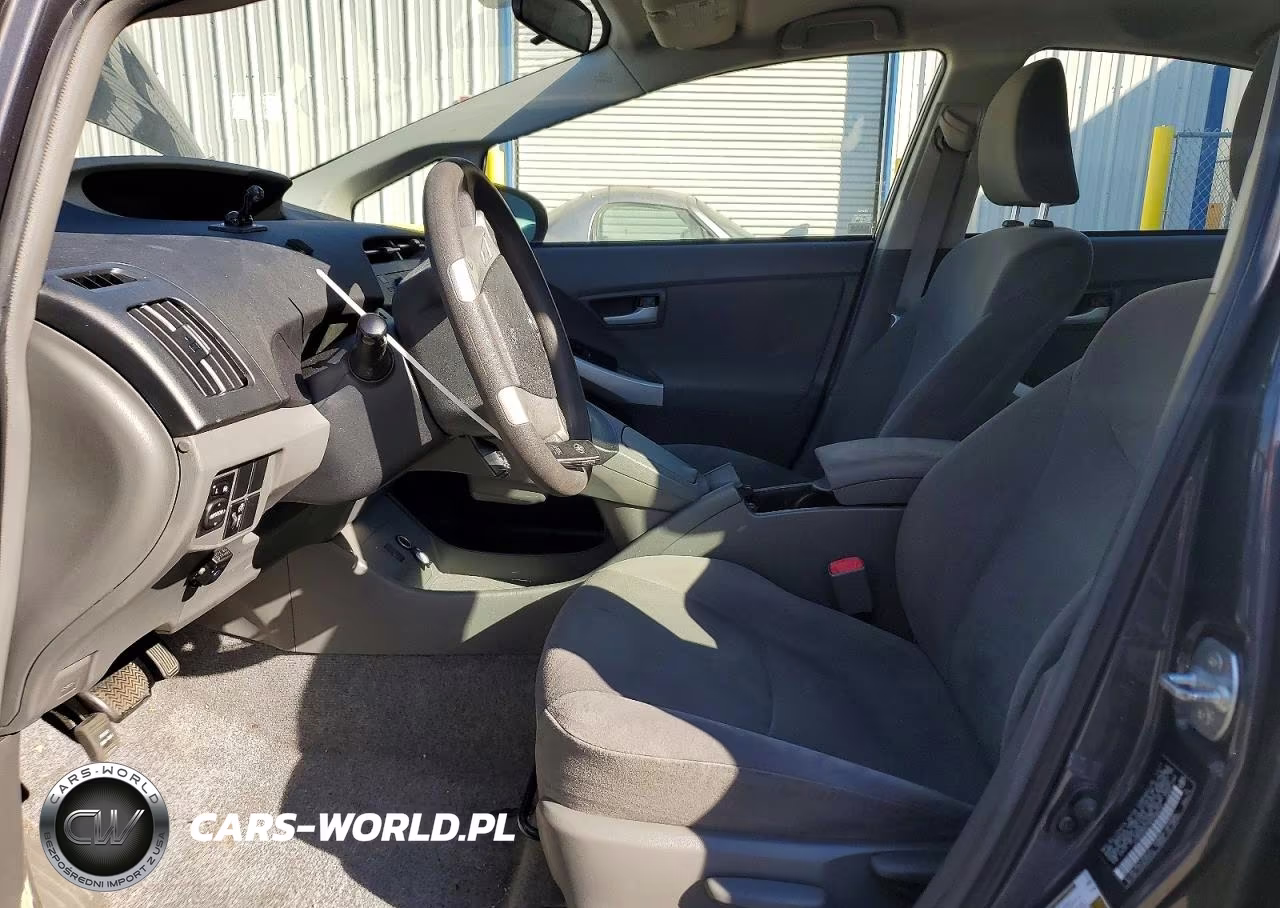 2011 Toyota Prius Three VIN:JTDKN3DU7B5358050 - 7