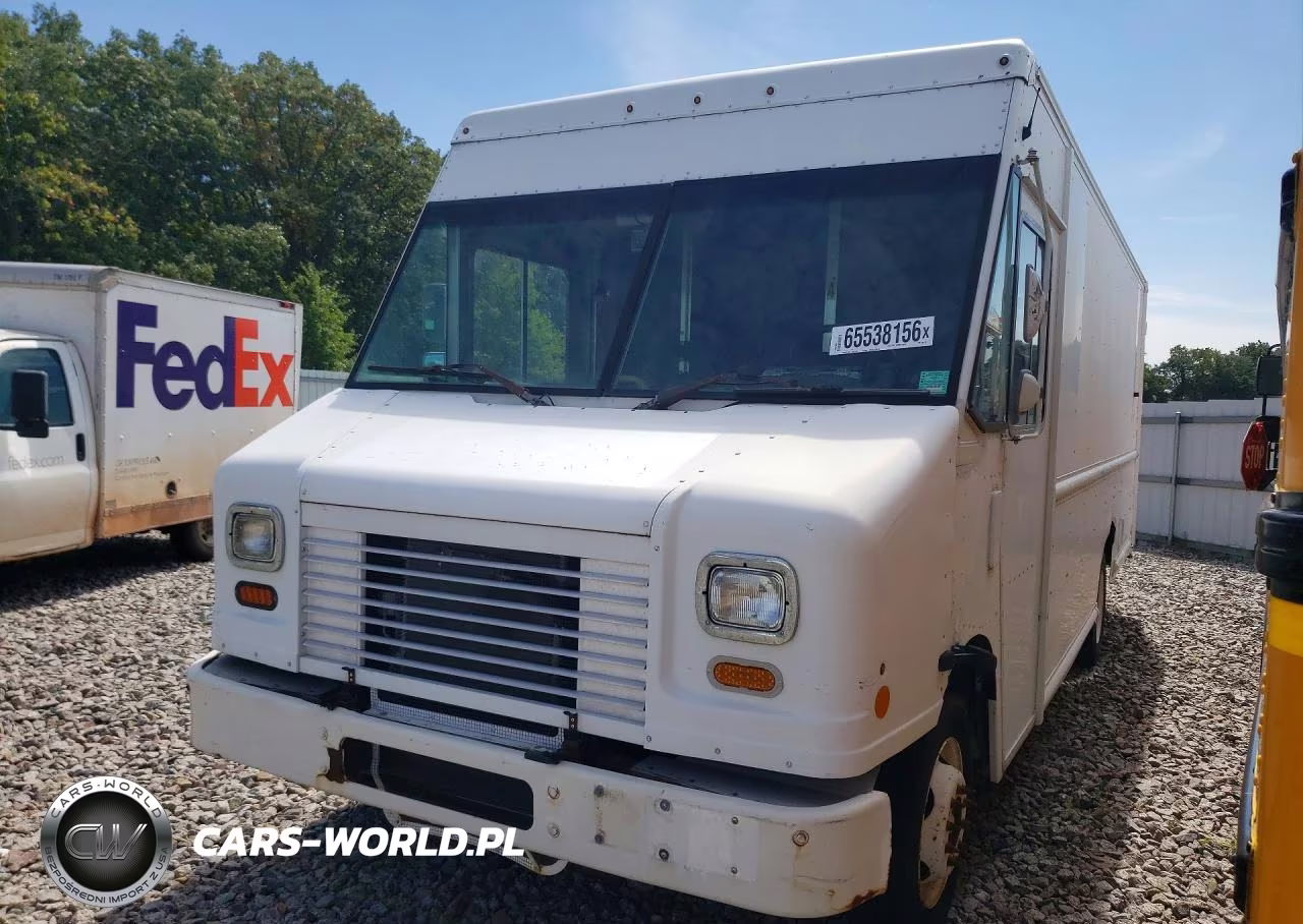 2015 Ford F59 Delivery Truck
