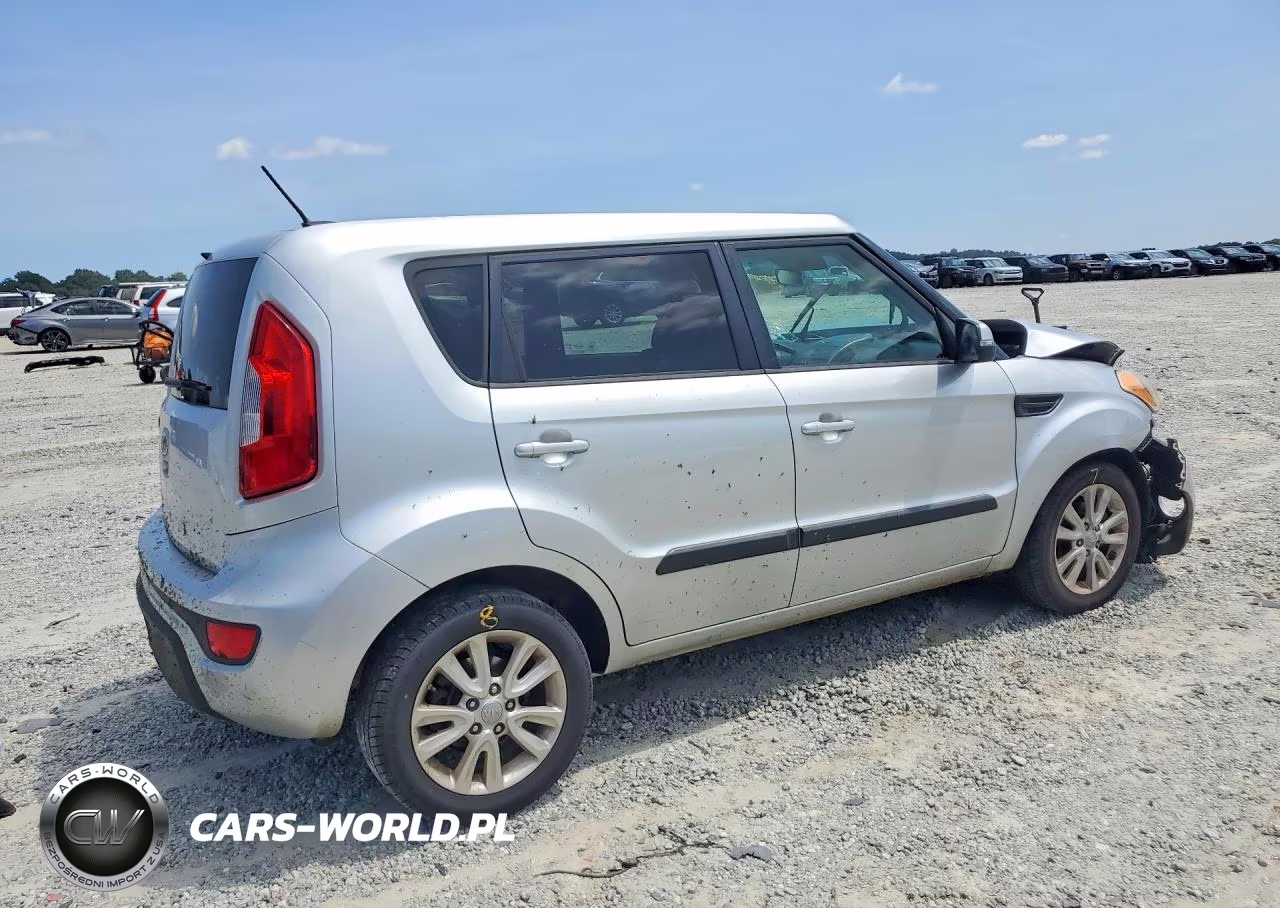 2012 Kia Soul + VIN:KNDJT2A69C7426663 - 3