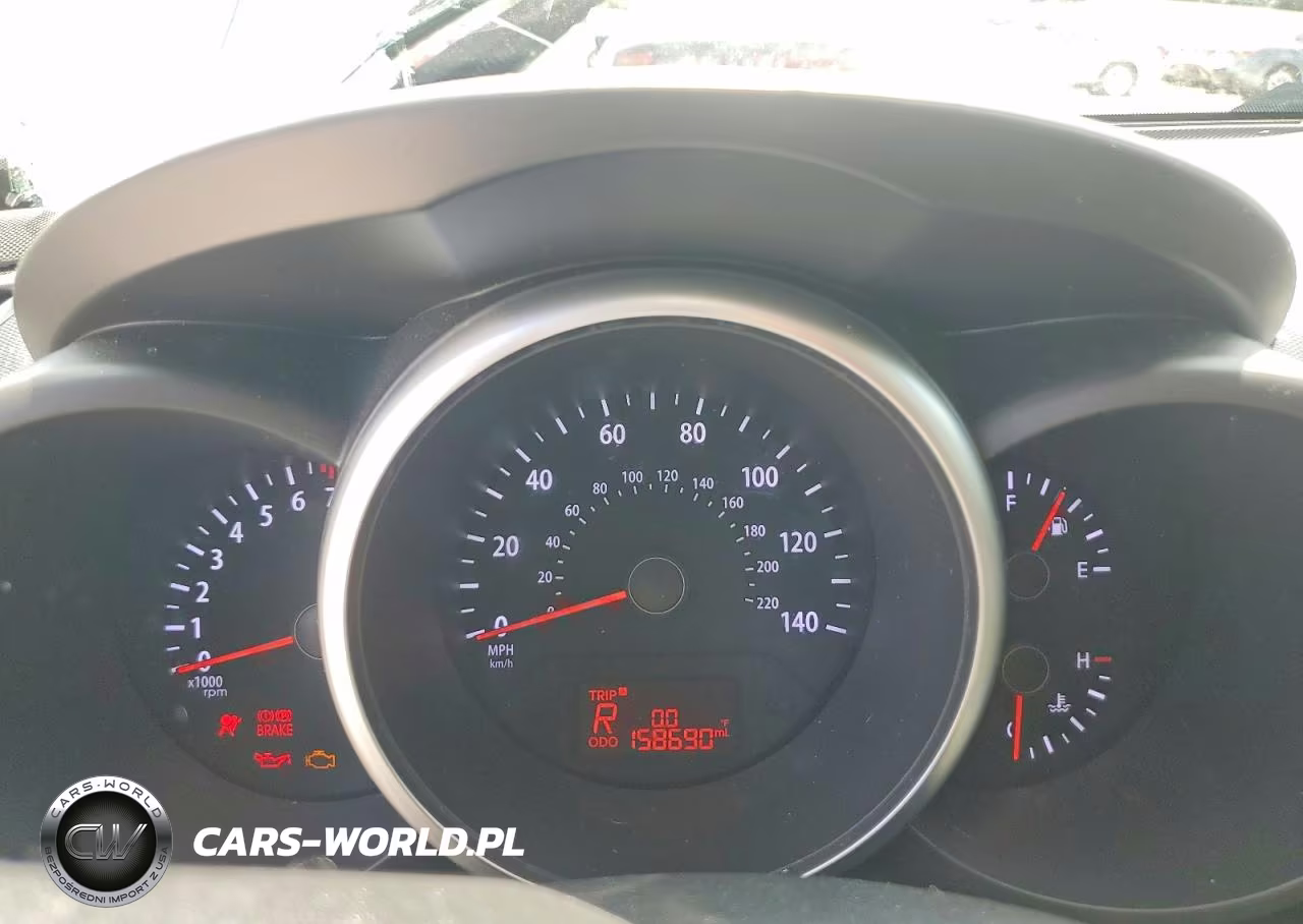 2012 Kia Soul + VIN:KNDJT2A69C7426663 - 9