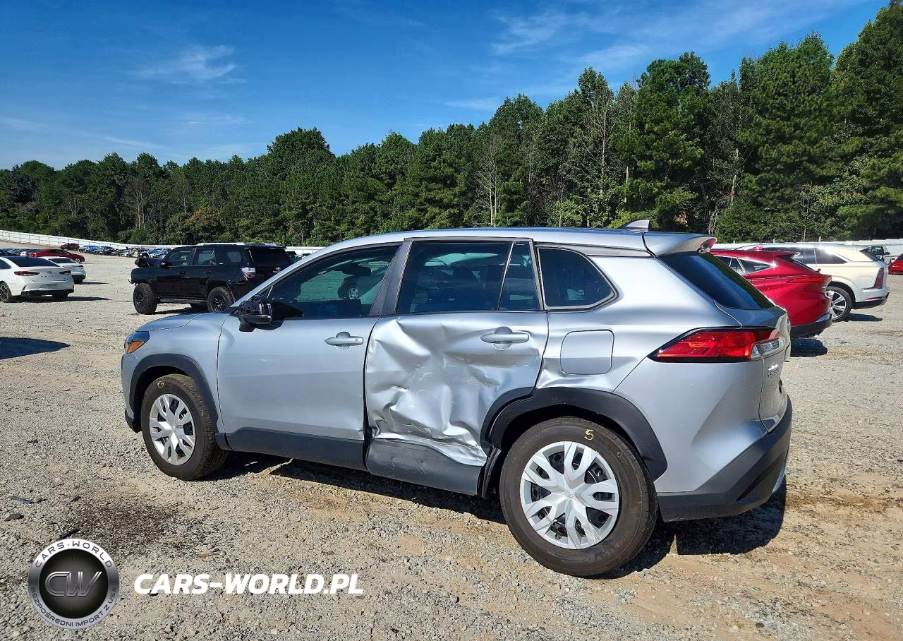 2022 Toyota Corolla Cross L VIN:7MUAAAAG6NV033579 - 2