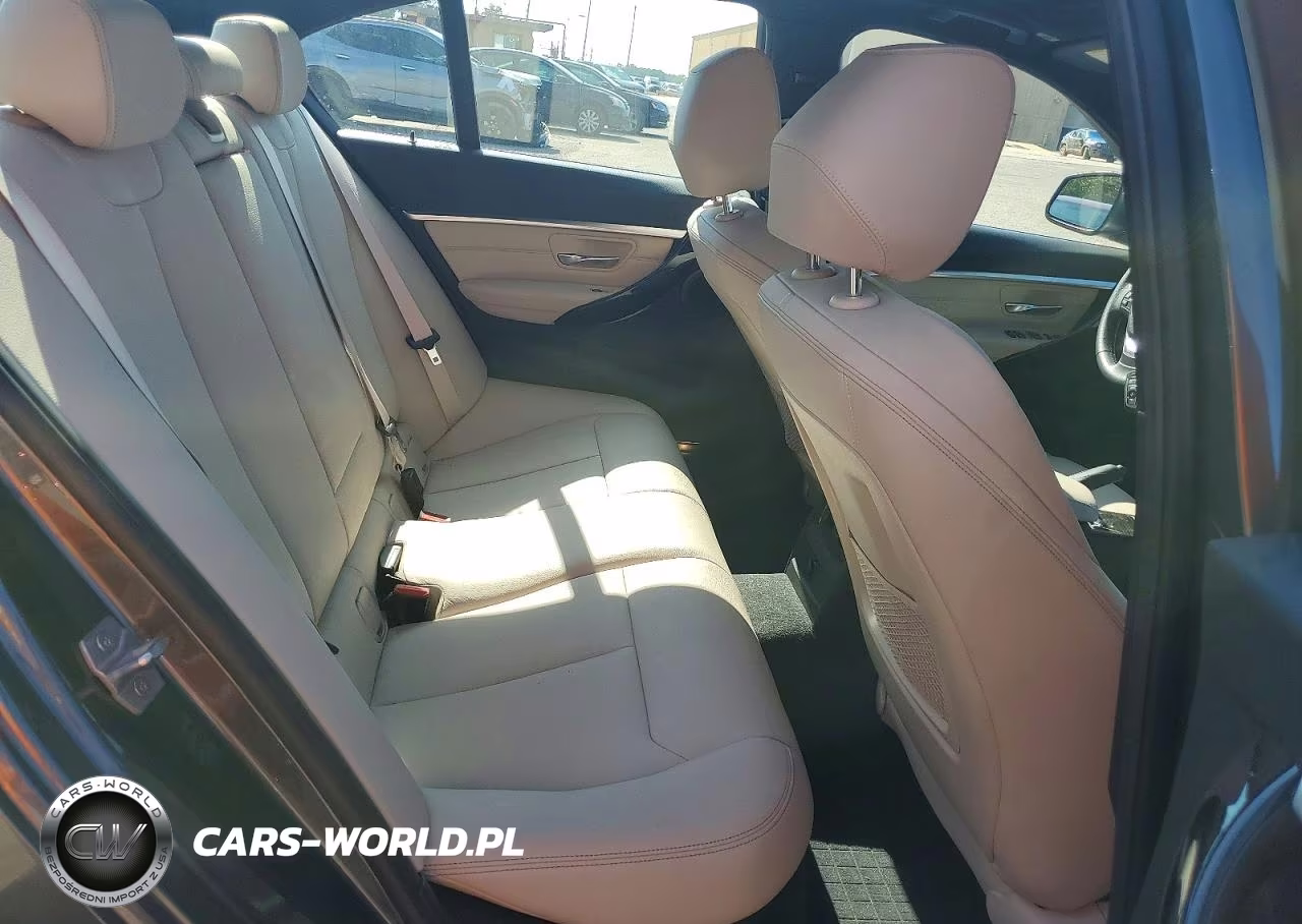 2018 BMW 330 I VIN:WBA8B9C5XJK676676 - 10