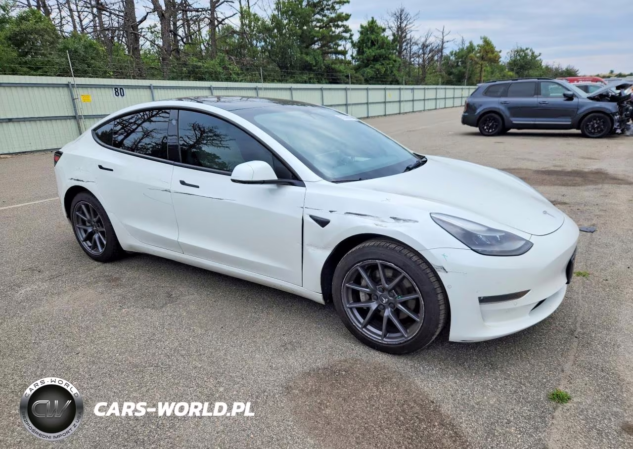 2022 Tesla Model 3 VIN:5YJ3E1EB6NF115368 - 4