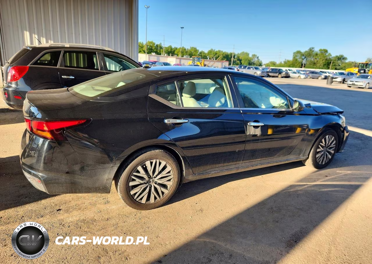 2025 Nissan Altima Sv VIN:1N4BL4DV9SN300774 - 3