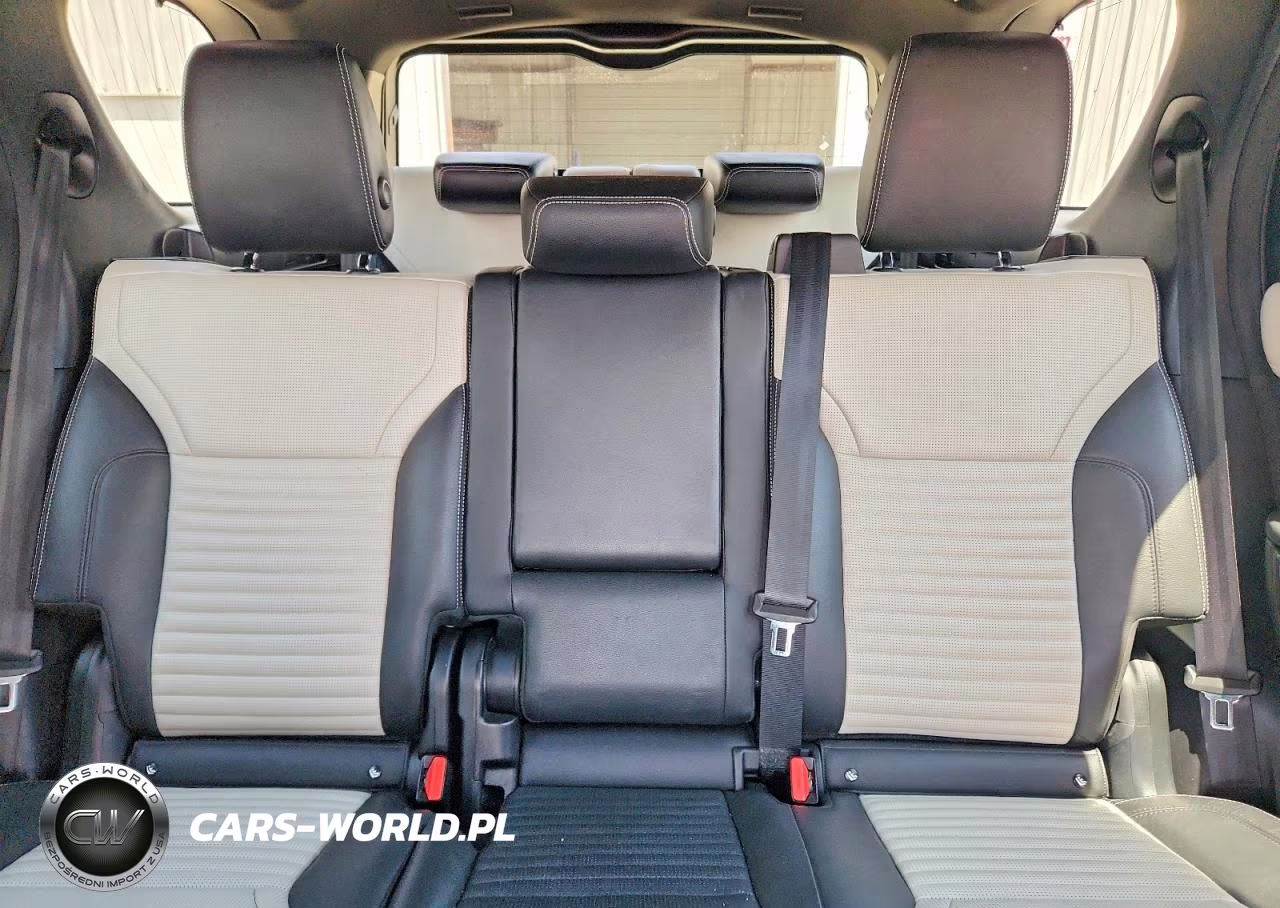 2021 Land Rover Discovery S R-Dynamic VIN:SALRT2RX3M2450710 - 10