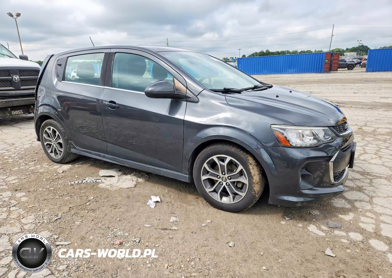 2017 Chevrolet Sonic Lt VIN:1G1JD6SG4H4154567 - 4
