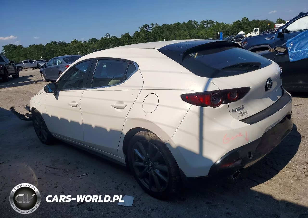 2021 Mazda 3 Preferred VIN:JM1BPALL3M1402031 - 2
