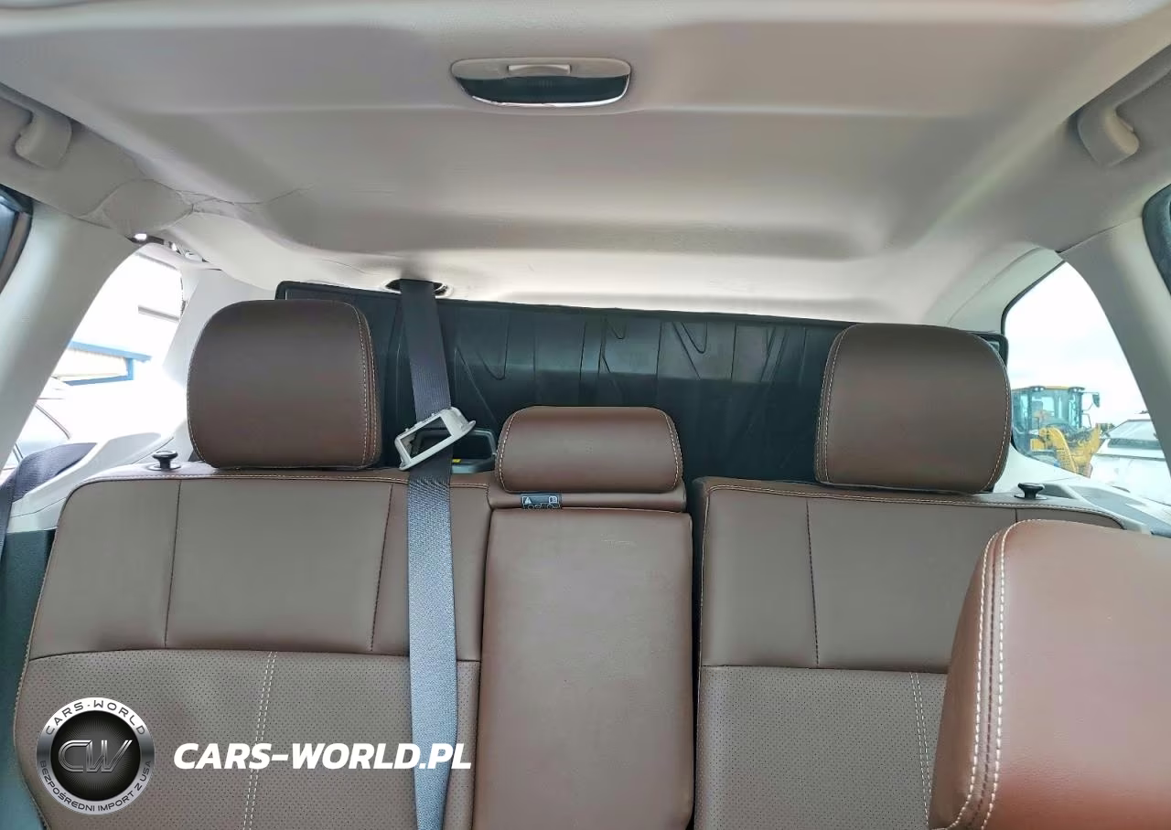 2018 Subaru Forester 2.5I Touring VIN:JF2SJAWC6JH601804 - 10