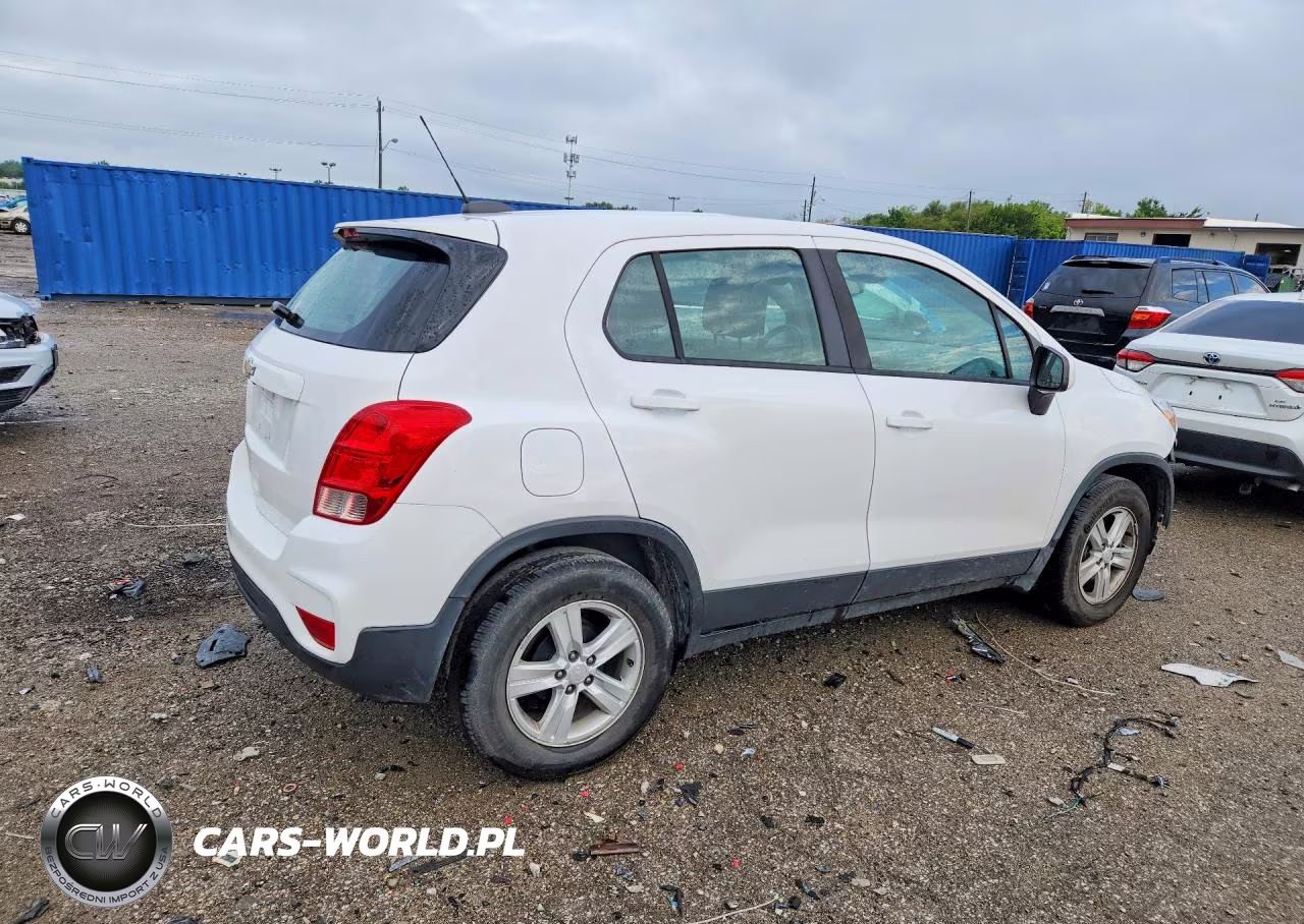 2019 Chevrolet Trax Ls VIN:3GNCJKSB9KL404514 - 3