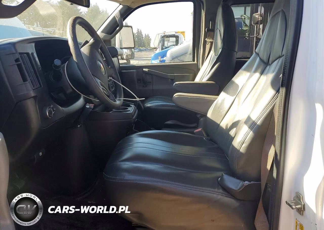 2017 Chevrolet Express G3500 Lt VIN:1GAZGPFF7H1299458 - 7