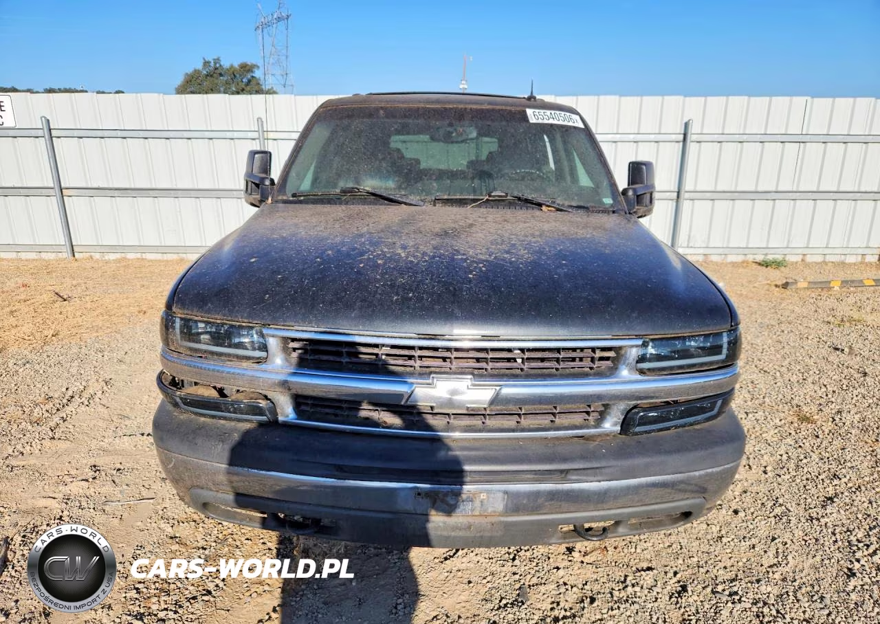 2003 Chevrolet Tahoe K1500 VIN:1GNEK13T93R174233 - 5