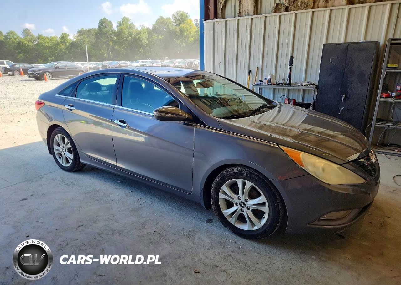 2013 Hyundai Sonata Limited VIN:5NPEC4AC1DH785974 - 4