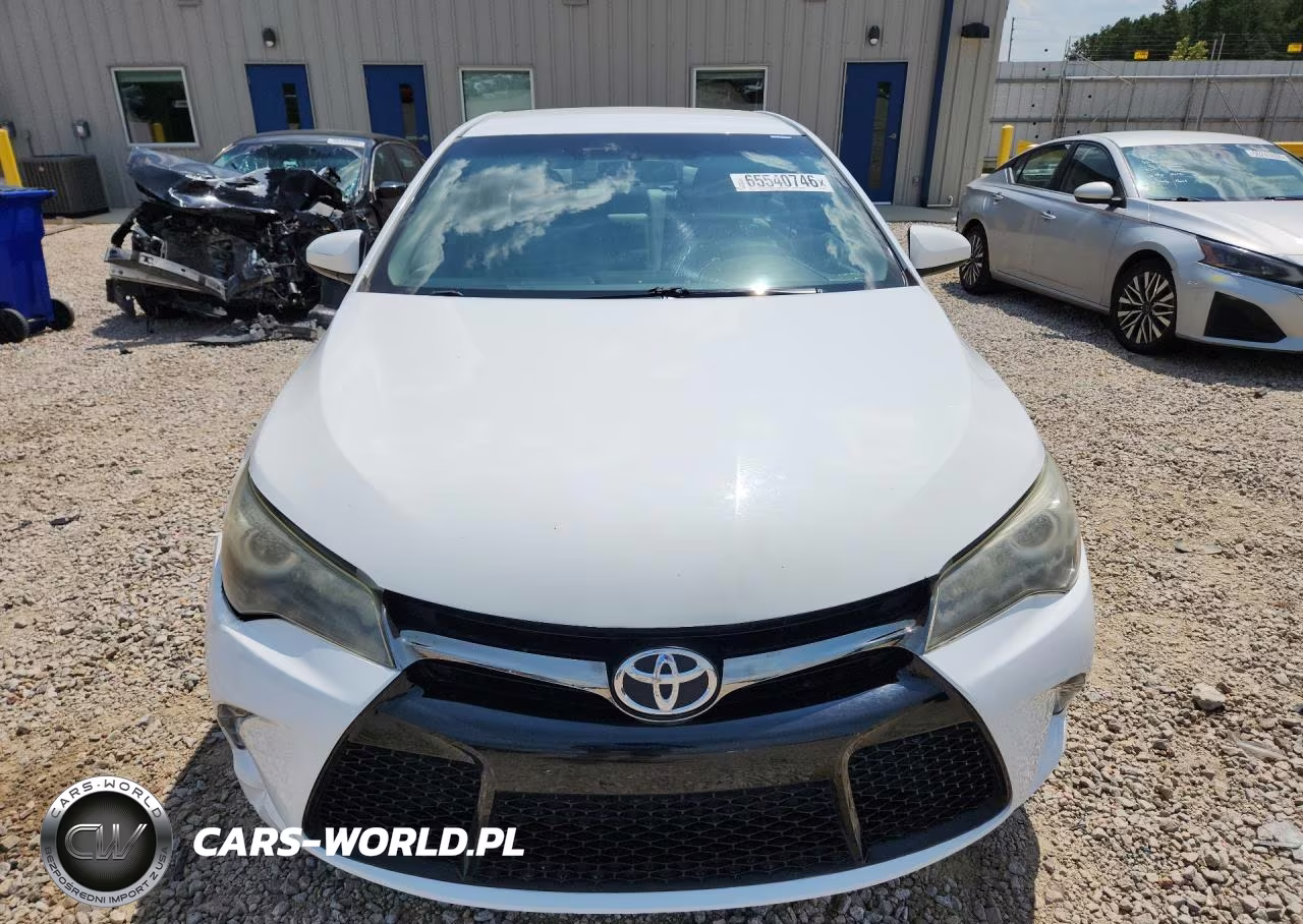 2015 Toyota Camry Se VIN:4T1BF1FK6FU093027 - 5