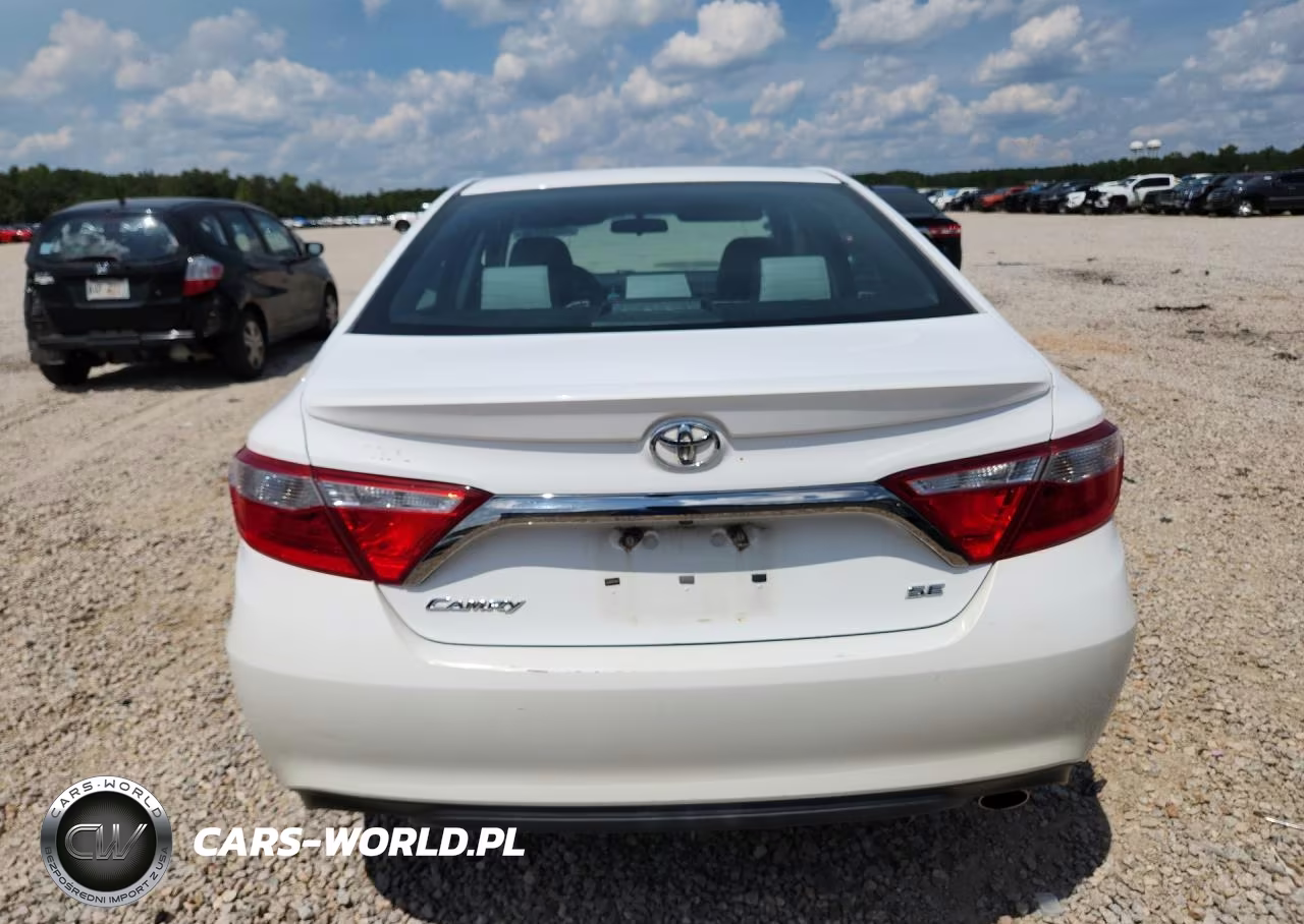 2015 Toyota Camry Se VIN:4T1BF1FK6FU093027 - 6