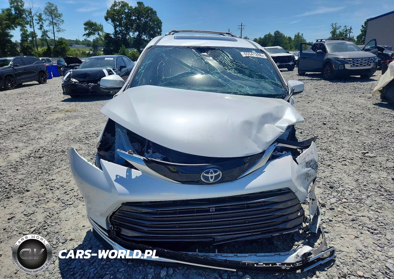 2023 Toyota Sienna Platinum 7-Passenger VIN:5TDERKEC0PS146660 - 5