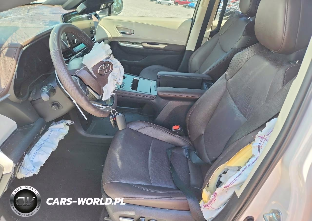 2023 Toyota Sienna Platinum 7-Passenger VIN:5TDERKEC0PS146660 - 7