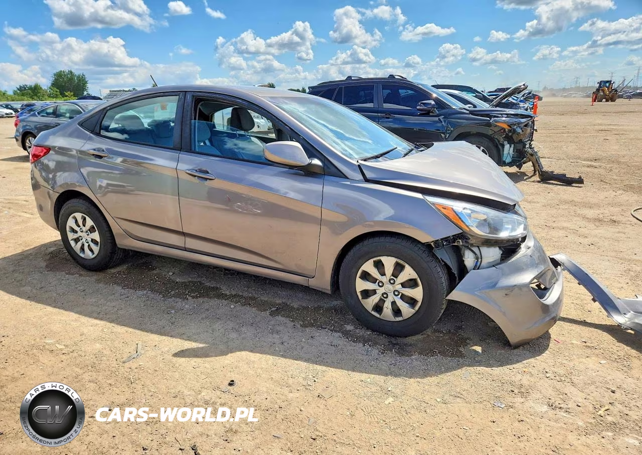 2017 Hyundai Accent Se VIN:KMHCT4AE4HU366694 - 4