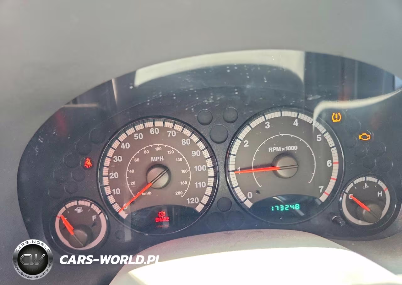 2005 Jeep Liberty Renegade VIN:1J4GK38K05W718534 - 9