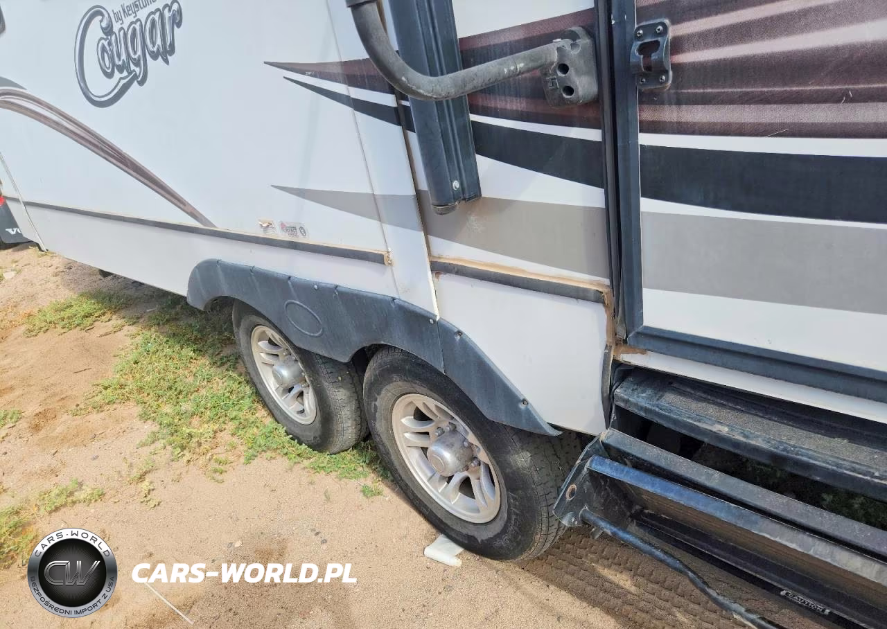 2014 Keystone Cougar Camper VIN:4YDT33R23EV508190 - 9
