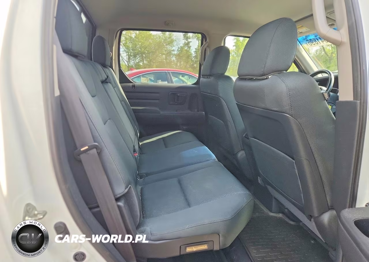2012 Honda Ridgeline Sport VIN:5FPYK1F75CB454037 - 10