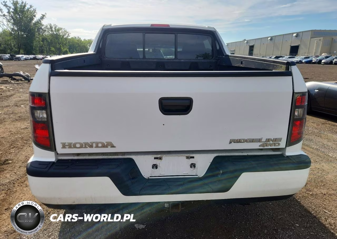2012 Honda Ridgeline Sport VIN:5FPYK1F75CB454037 - 6
