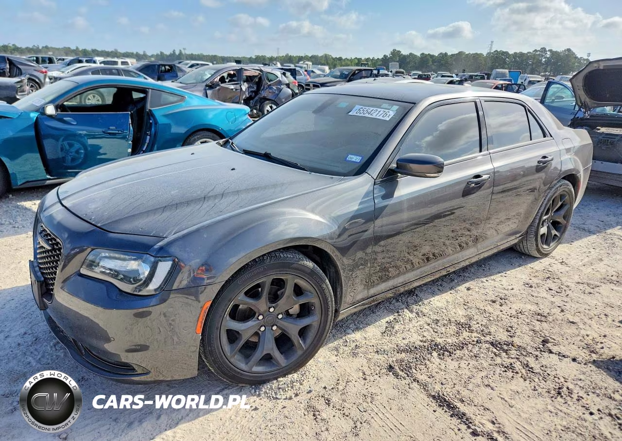 2022 Chrysler 300 S